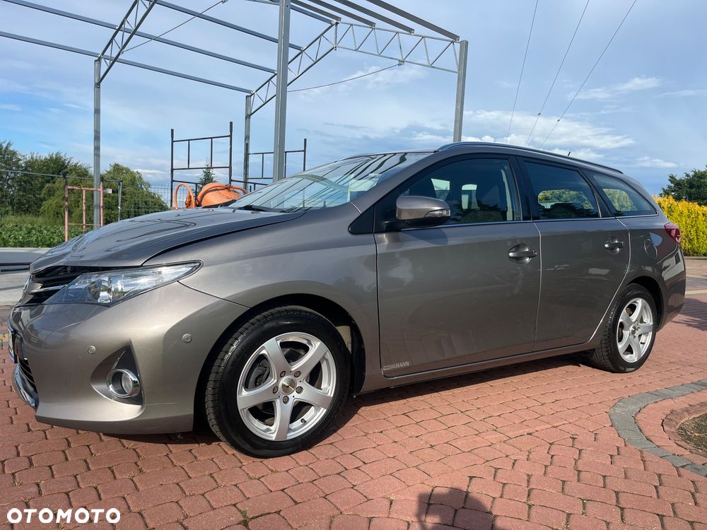 Toyota Auris 1.6 Valvematic Executive - 7