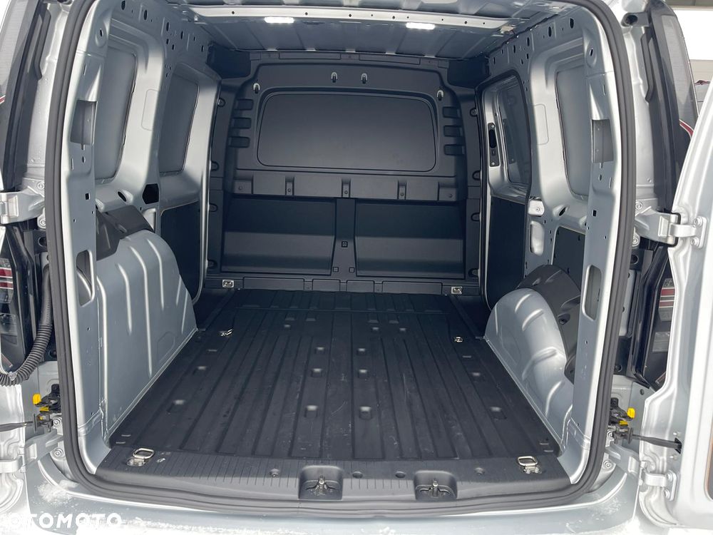 Volkswagen Caddy Cargo - 13