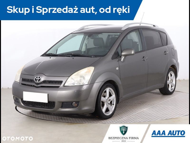 Toyota Corolla Verso - 2