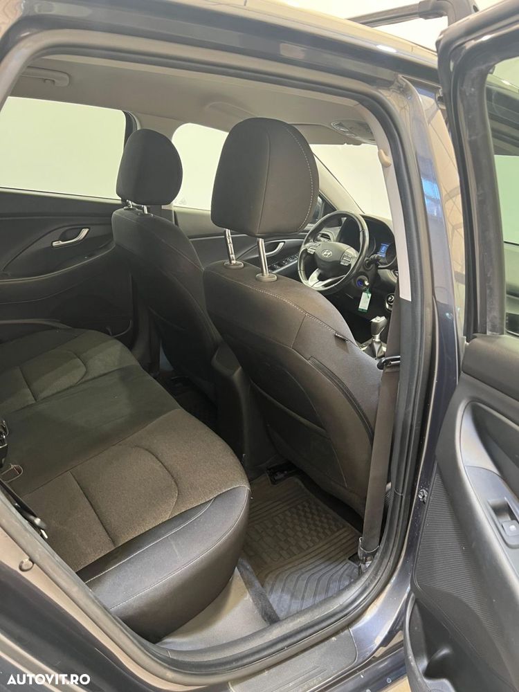 Hyundai i30 - 14