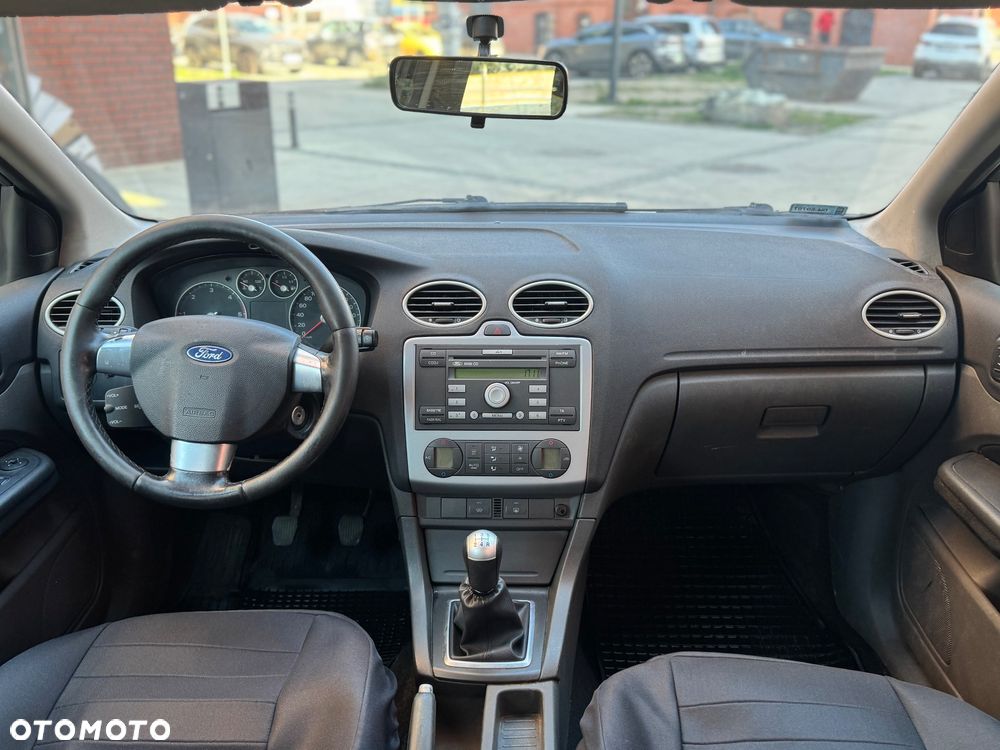 Ford Focus - 10