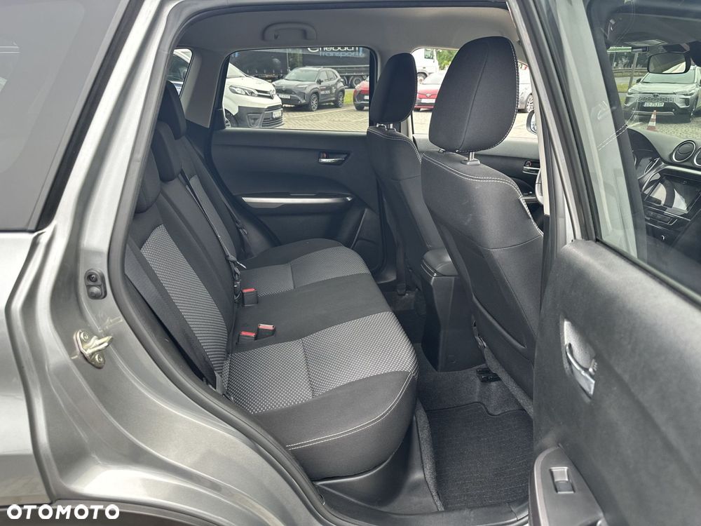 Suzuki Vitara - 10