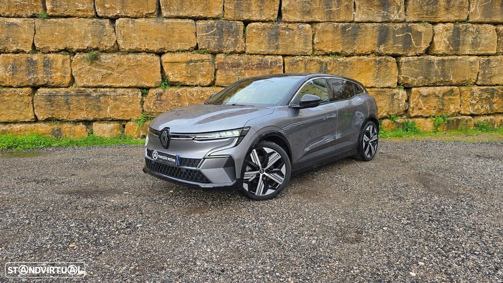 Renault Mégane E-Tech - 1