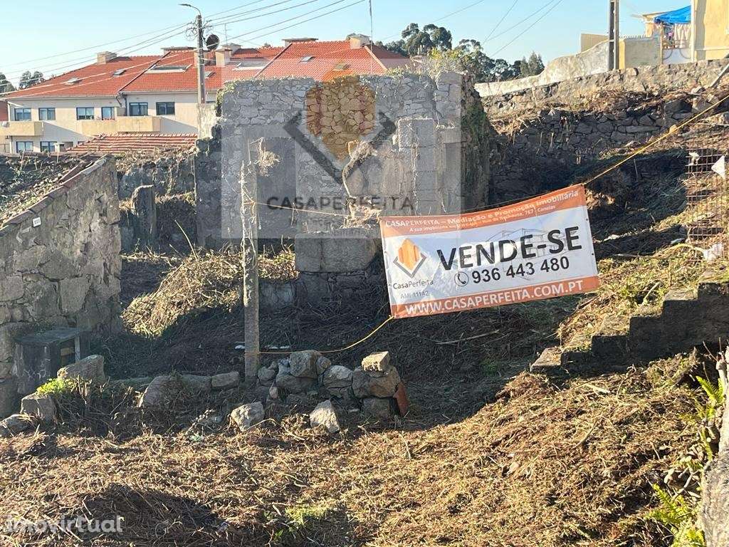 Terreno para construção de 4 Moradias - Madalena a 2,5 km da Praia - Grande imagem: 2/13