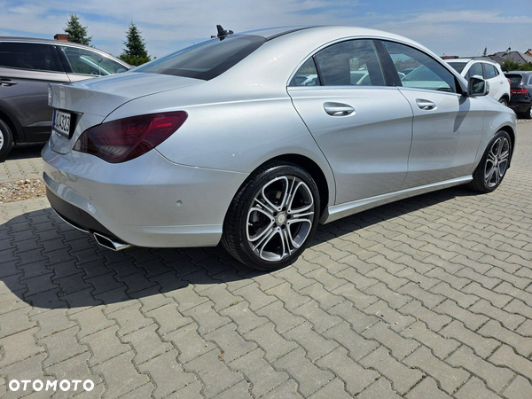 Mercedes-Benz CLA 180