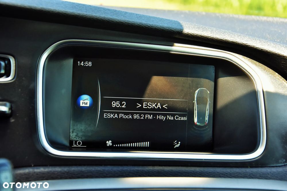 Volvo V40 D2 Momentum - 29