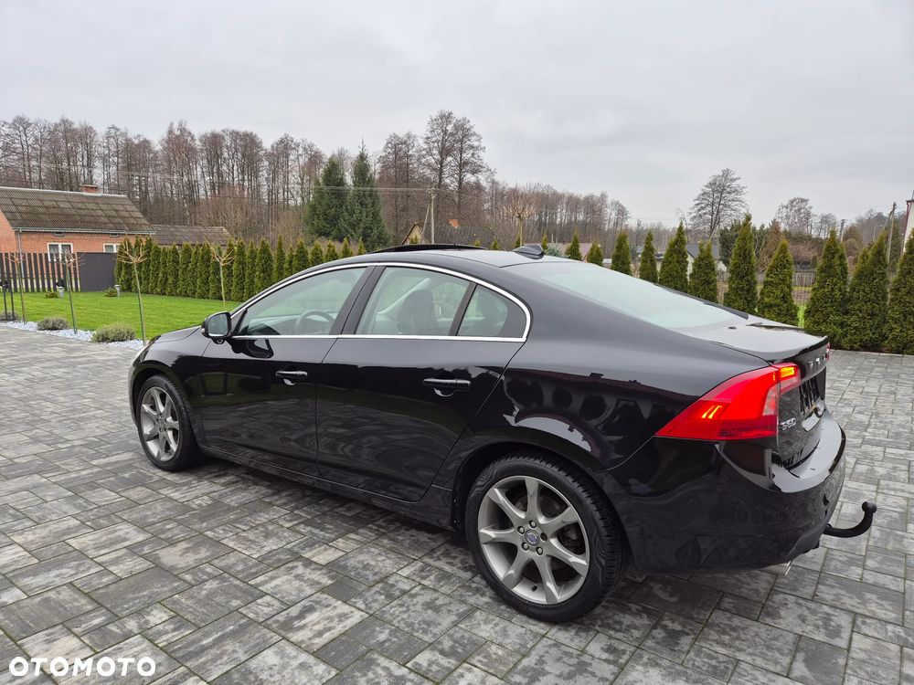 Volvo S60 D5 Summum - 3