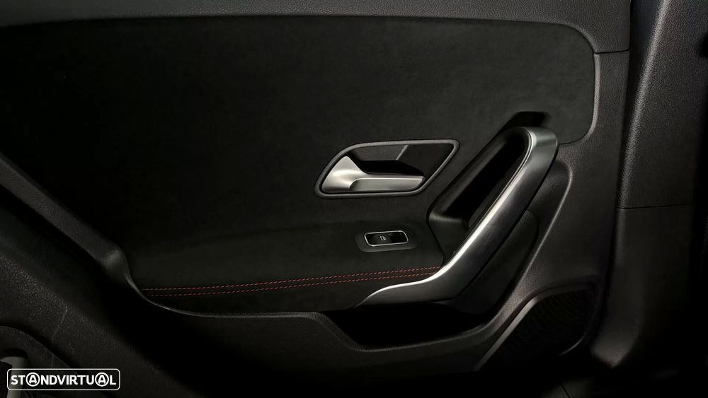 Mercedes-Benz A 200 AMG Line - 47