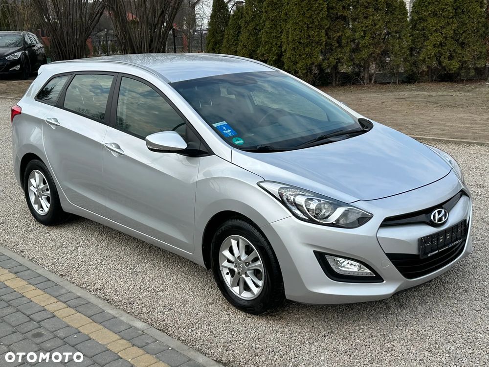 Hyundai i30 i30cw 1.6 CRDi Trend