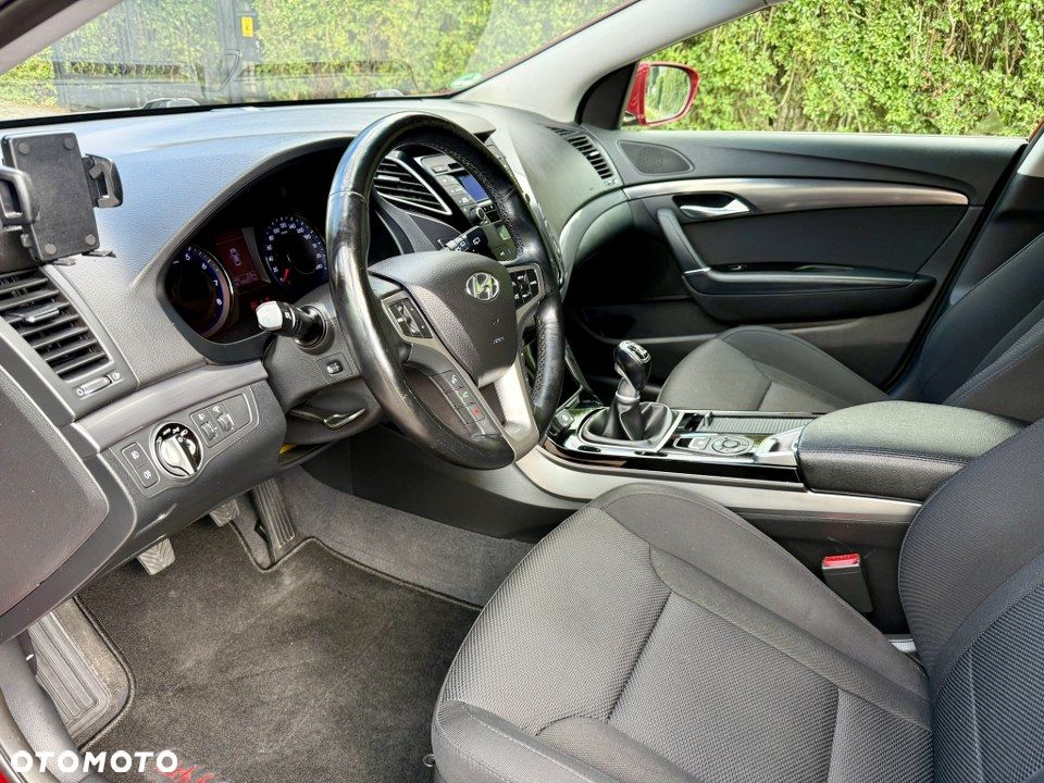 Hyundai i40 2.0 Premium - 17