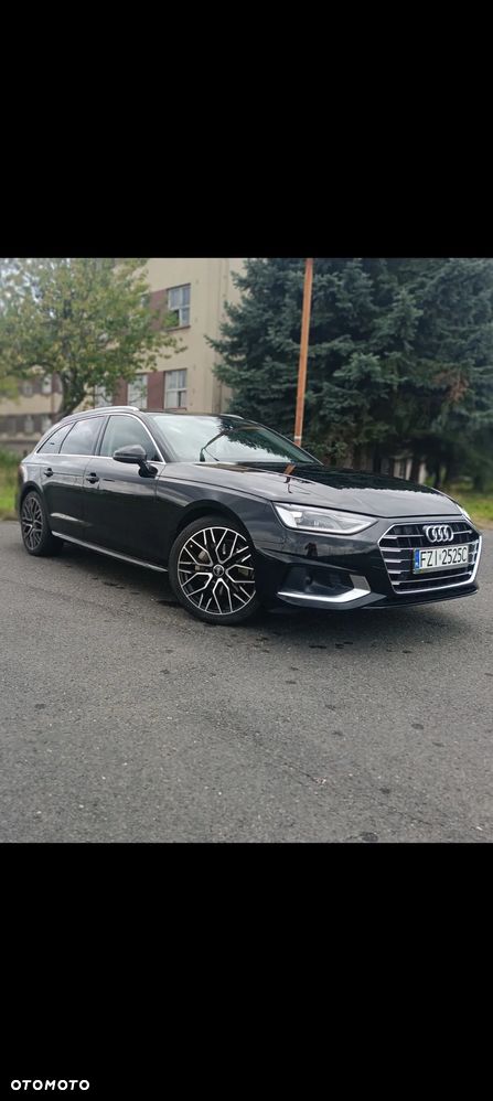 Audi A4 - 1