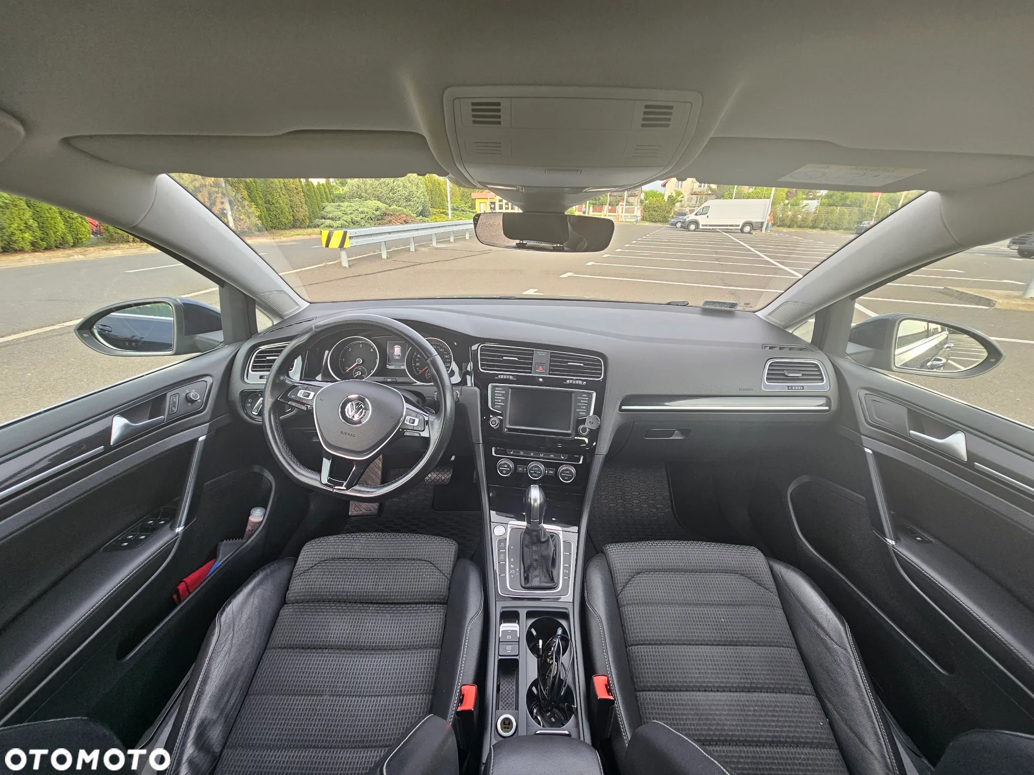 Volkswagen Golf VII 1.6 TDI BMT Highline DSG - 19