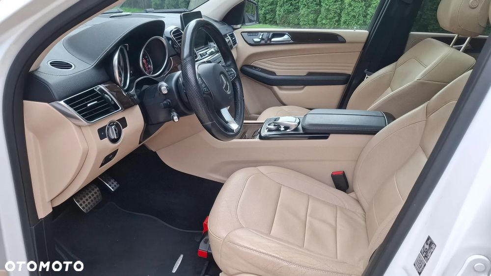 Mercedes-Benz GLE 350 d 4Matic 9G-TRONIC AMG Line - 15
