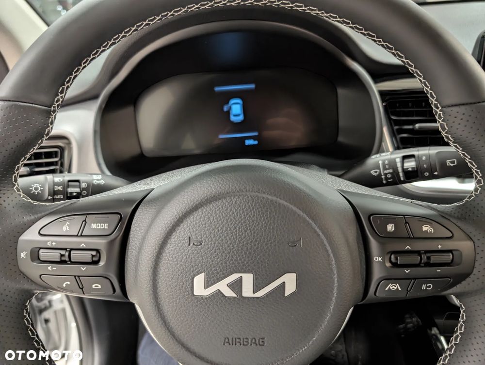 Kia Stonic 1.2 L - 13