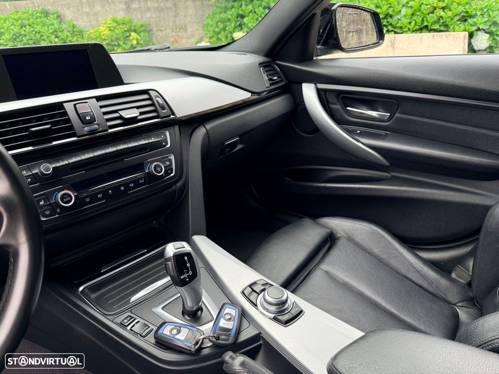 BMW 320 d Auto Pack M - 28