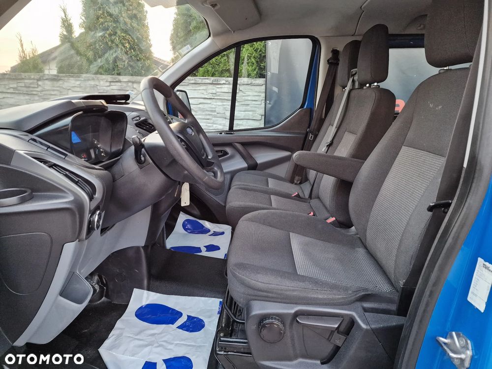 Ford Transit Custom - 9