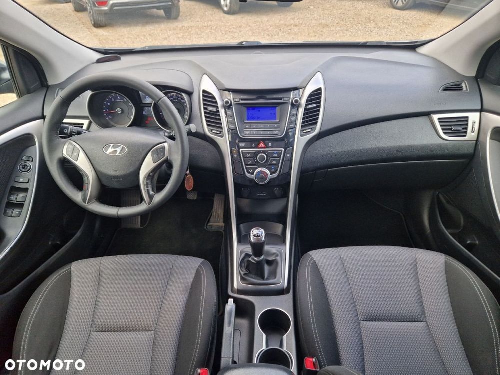 Hyundai i30 1.6 Comfort - 7