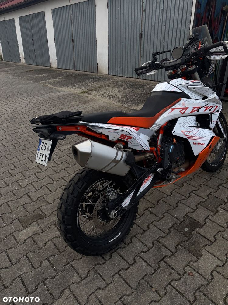 KTM Adventure - 5