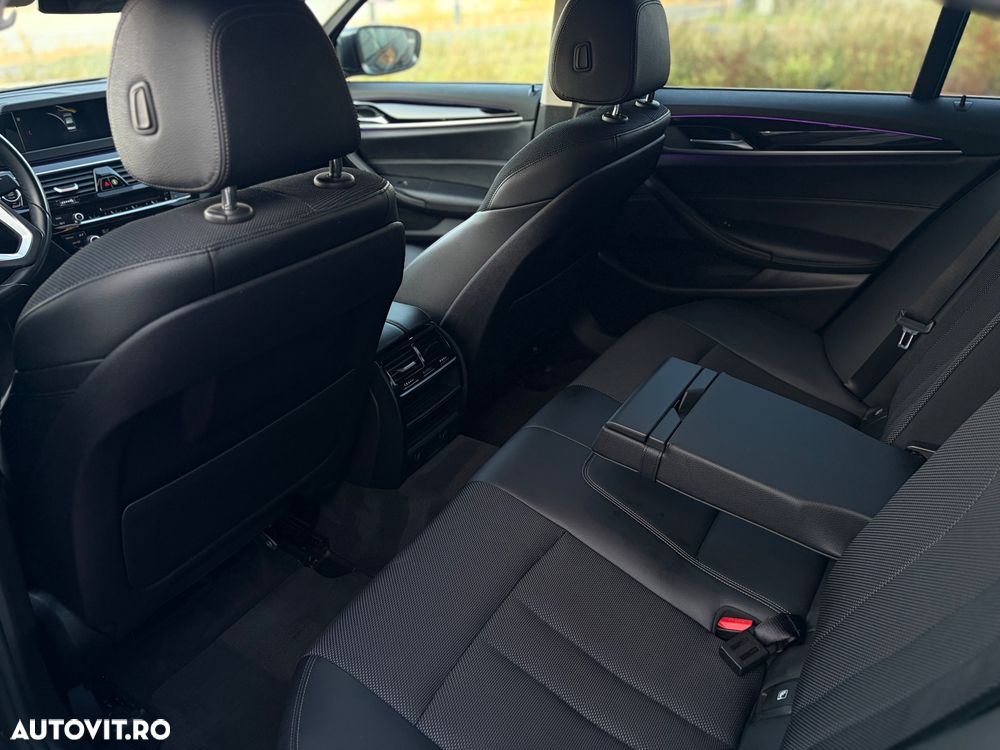 BMW Seria 5 520i AT - 14