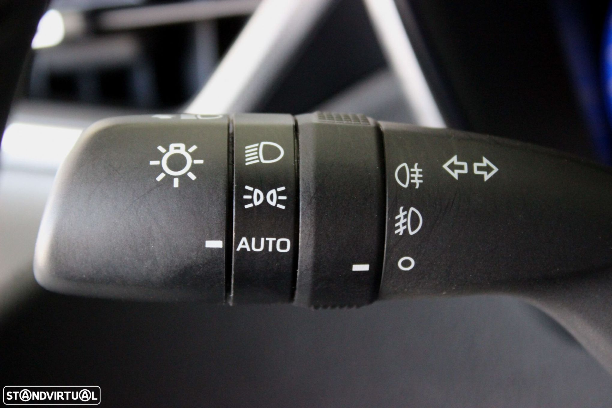 Toyota Corolla 1.8 Hybrid Comfort+P.Sport - 19