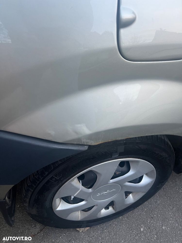 Dacia Logan 1.4 MPI Laureate - 9