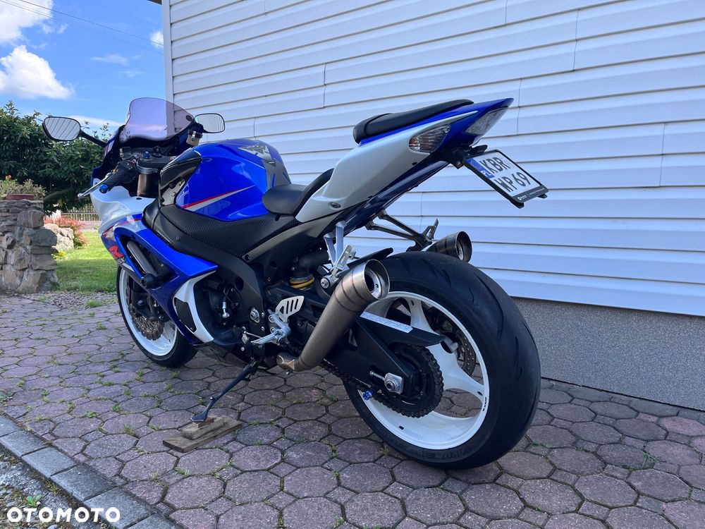 Suzuki GSX-R - 4