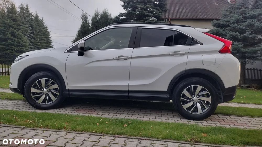 Mitsubishi Eclipse Cross - 5