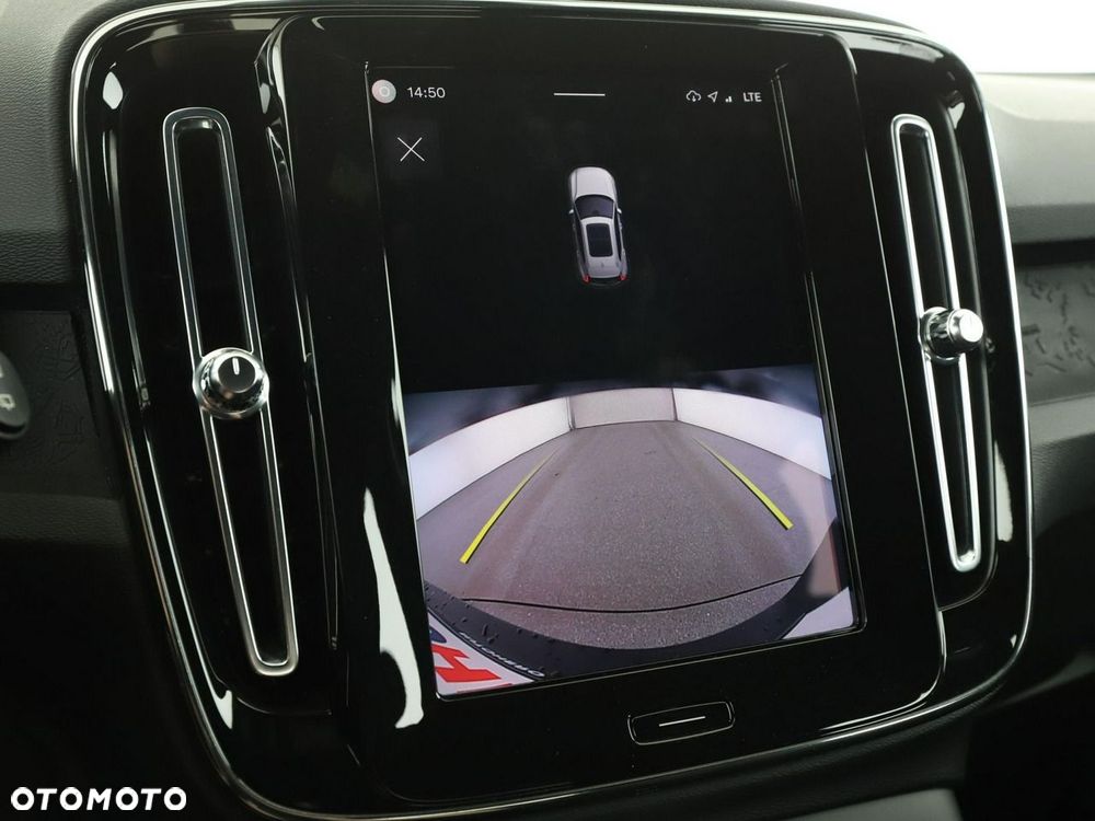 Volvo XC 40 Recharge Core - 25