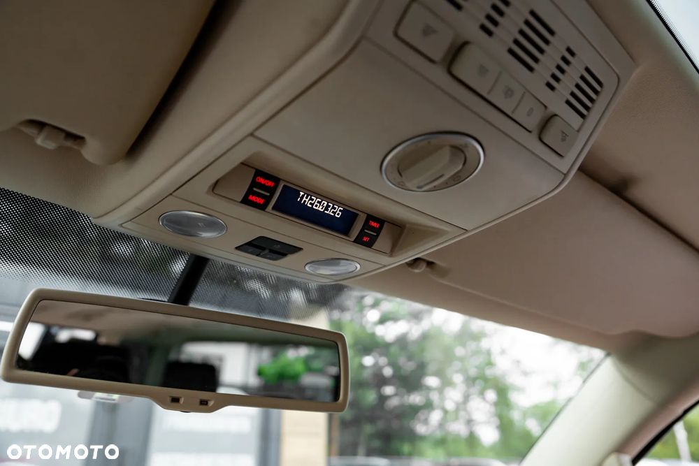 Volkswagen Transporter Multivan DSG BMT Highline - 28
