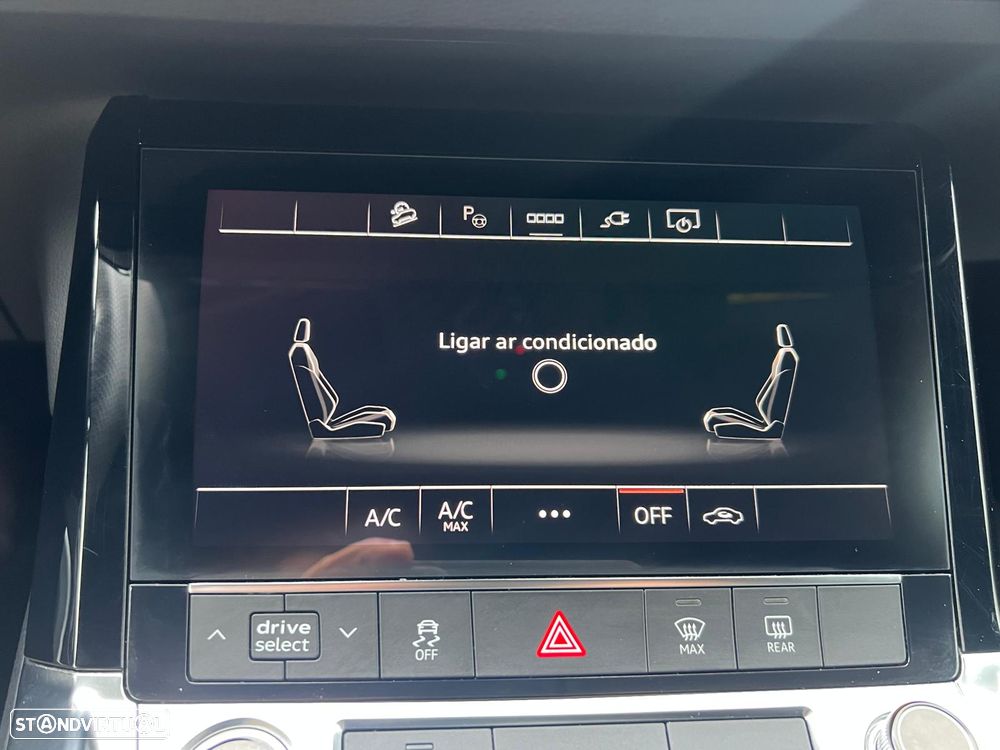 Audi Q8 e-Tron Sportback 50 quattro S line - 23