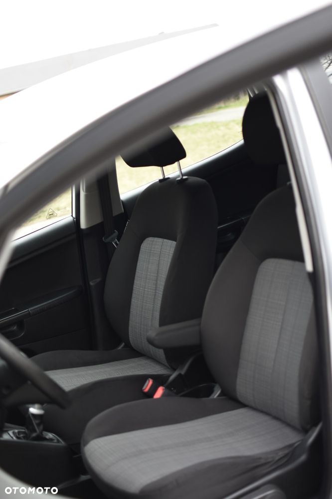 Kia Venga 1.4 L - 26