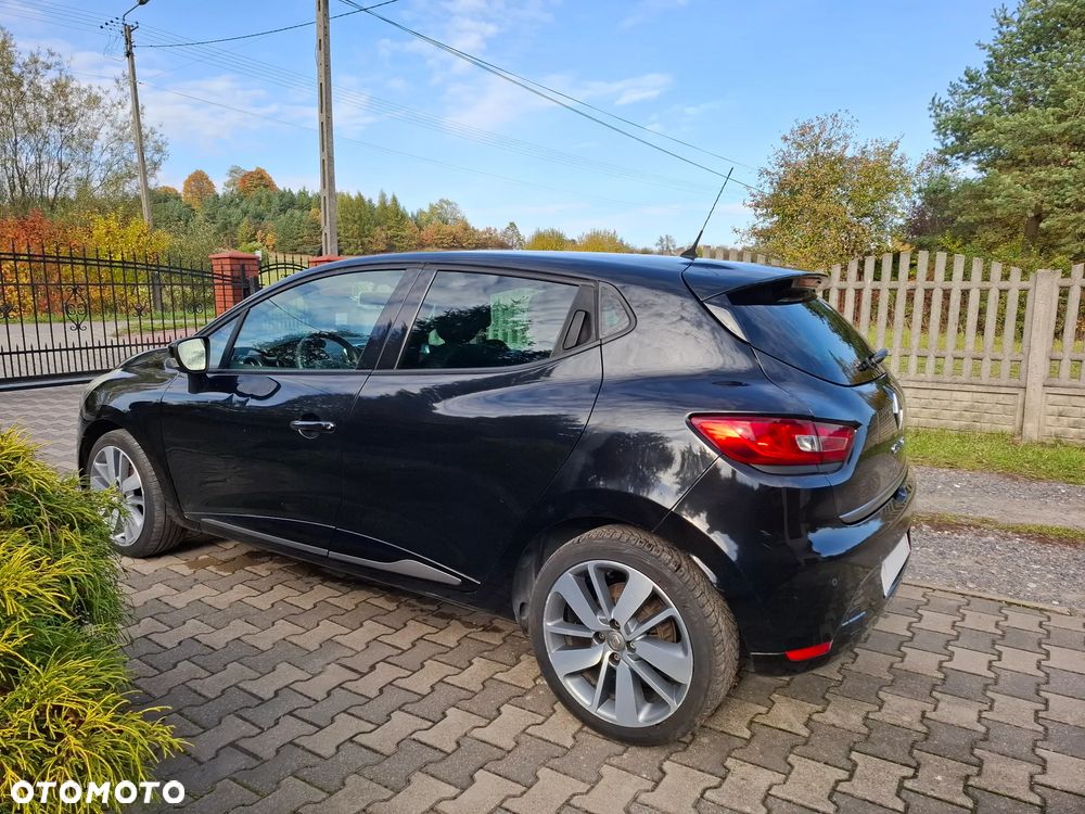 Renault Clio - 7