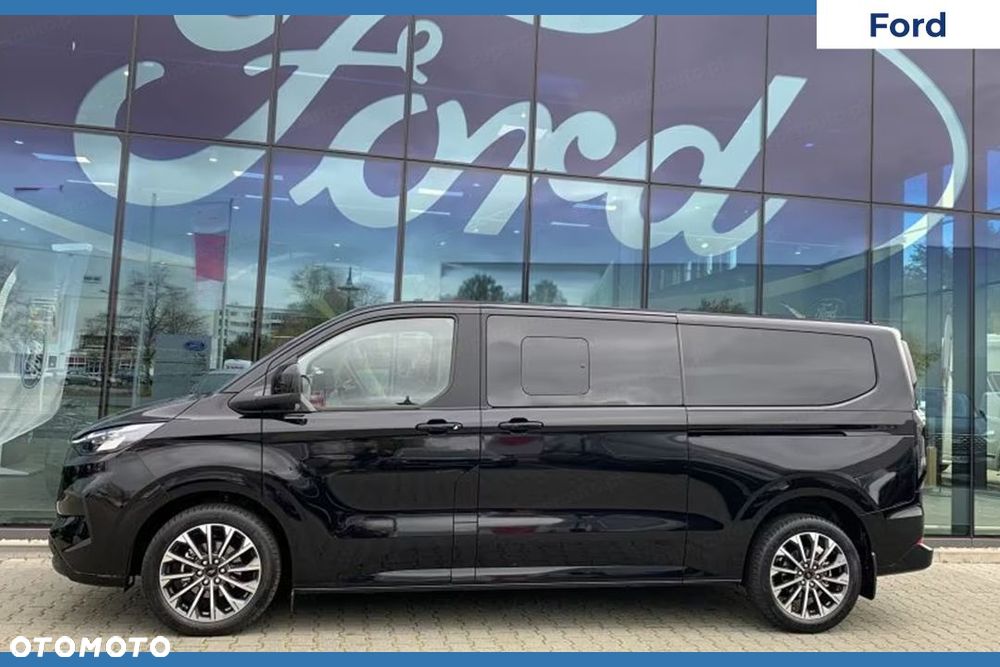 Ford Tourneo Custom - 4