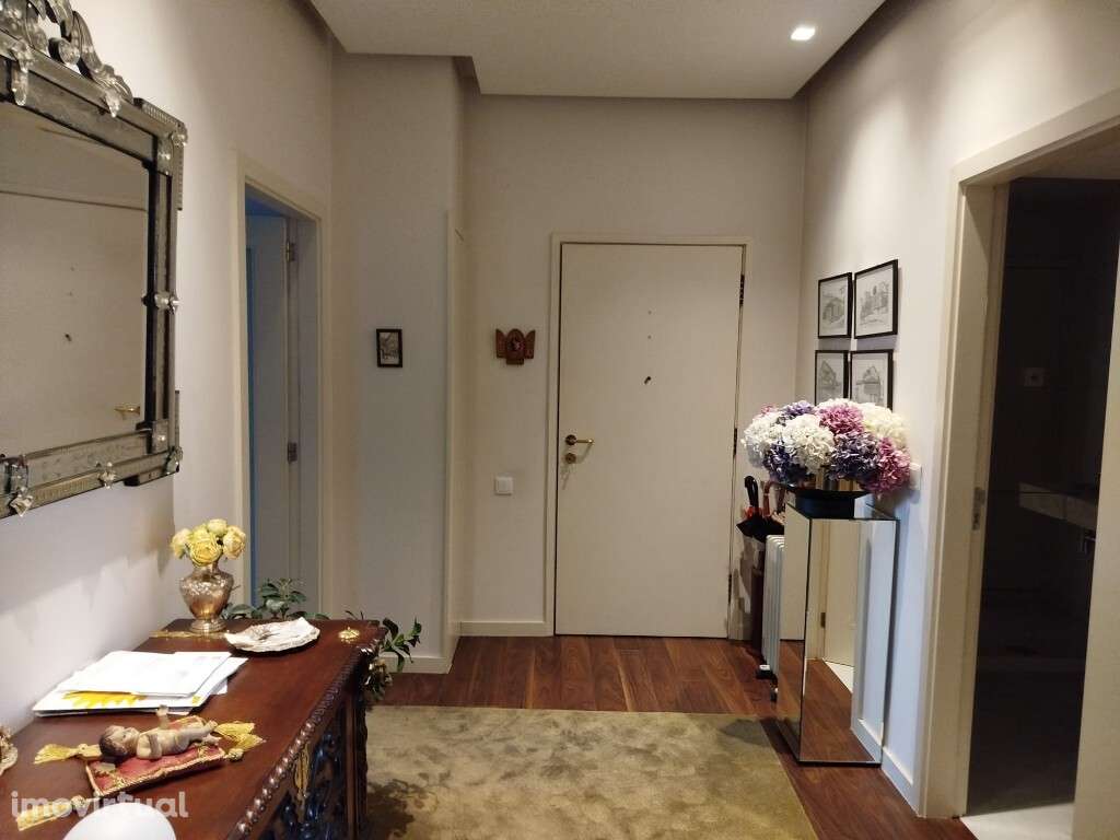 Apartamento T3+1 no Centro da Cidade - Como Novo! - Grande imagem: 4/25