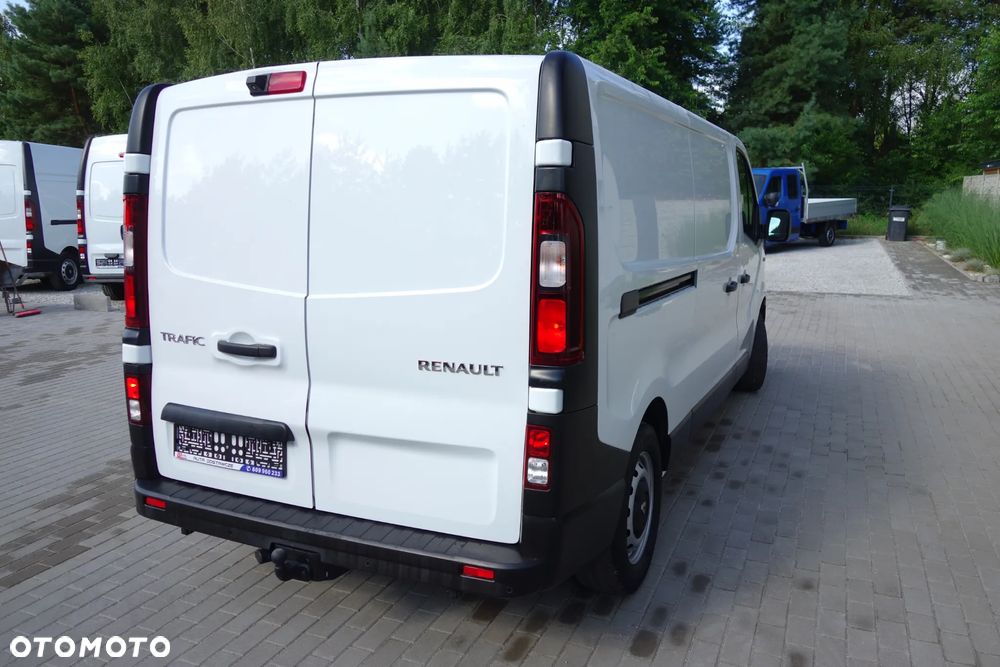 Renault Trafic  2.0 DCI 120 KM Long Klima Kamera Ledy - 3