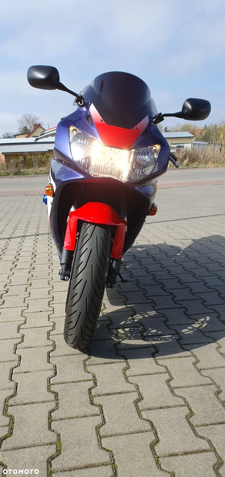 Honda CBR - 13