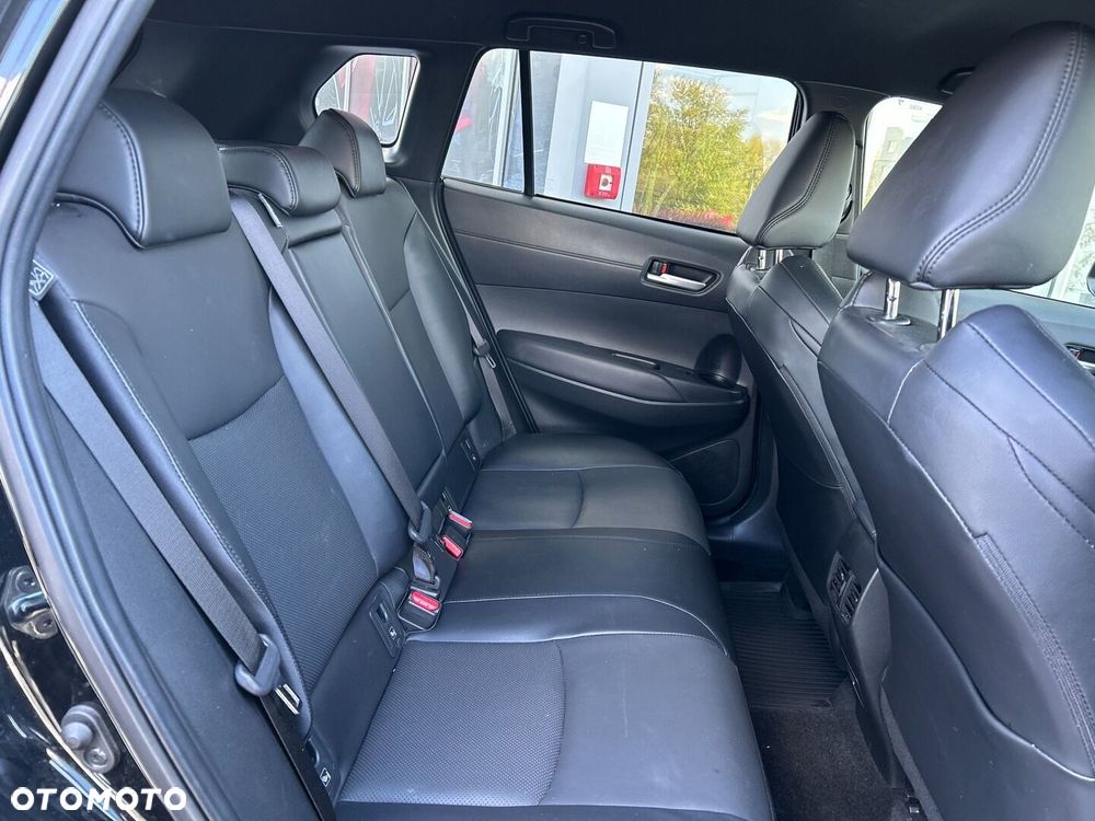 Toyota Corolla Cross 2.0 Hybrid Executive AWD - 24