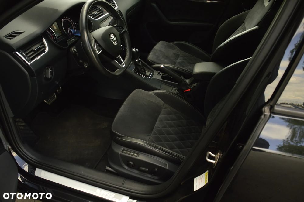 Skoda Octavia 2.0 TDI (Green tec) 4x4 DSG RS - 19