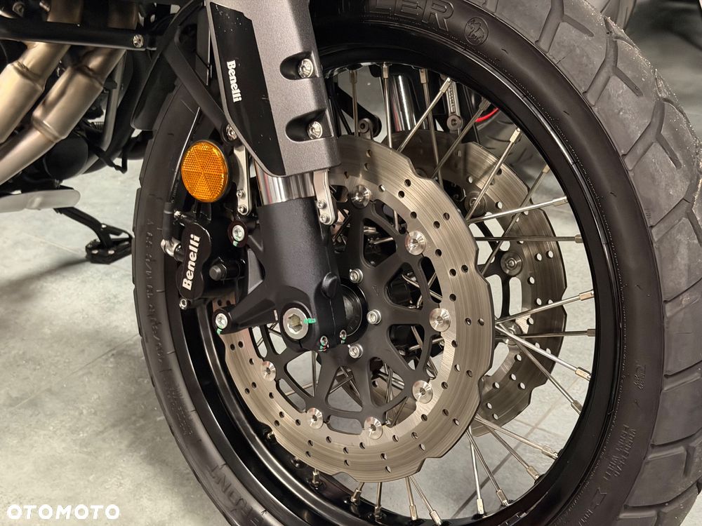 Benelli TRK 502X - 18