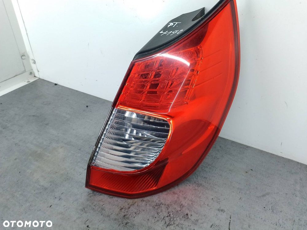 LAMPA TYLNA PRAWA RENAULT SCENIC II 8200474328-A HELLA - 9