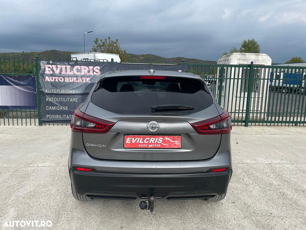 Nissan Qashqai - 12