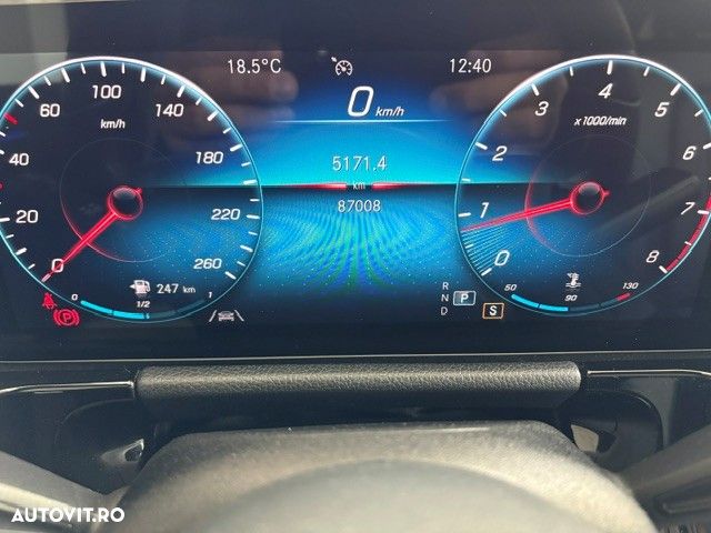 Mercedes-Benz GLA - 14