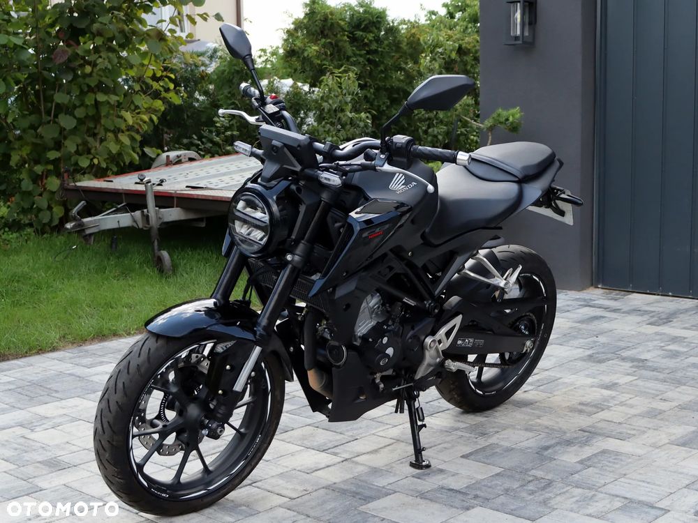 Honda CB - 10