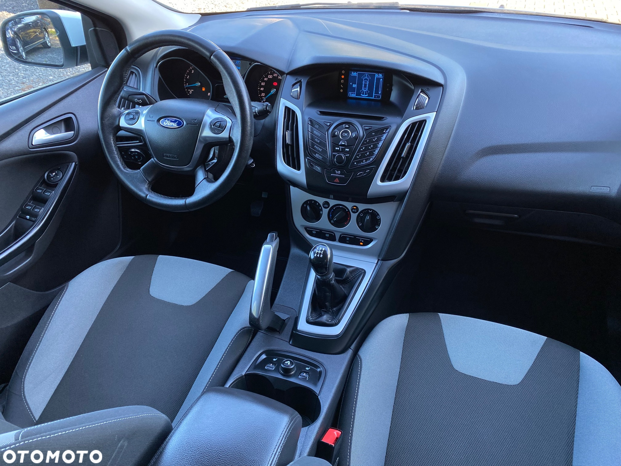 Ford Focus 1.6 TI-VCT Champions Edition - 8