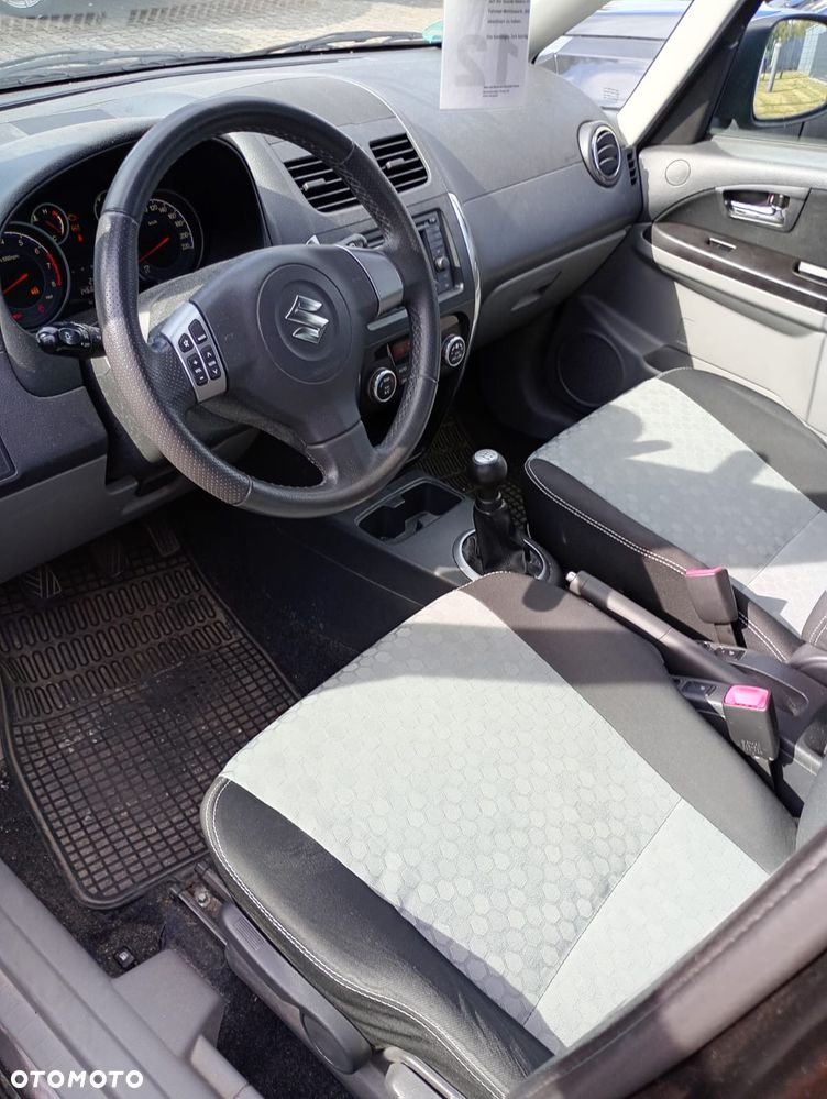 Suzuki SX4 - 6