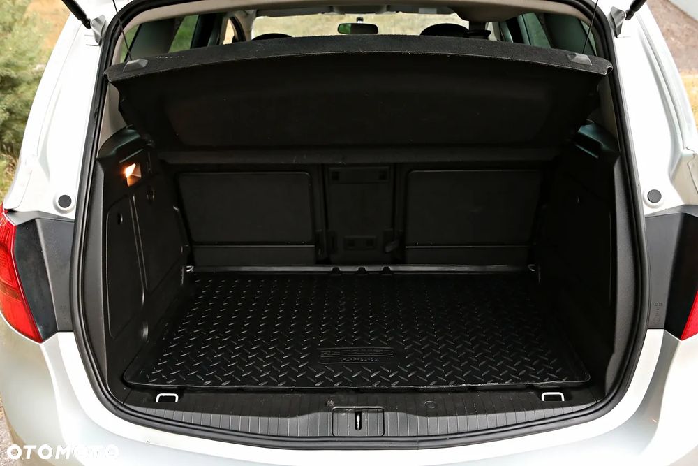 Opel Meriva 1.7 CDTI Active - 28