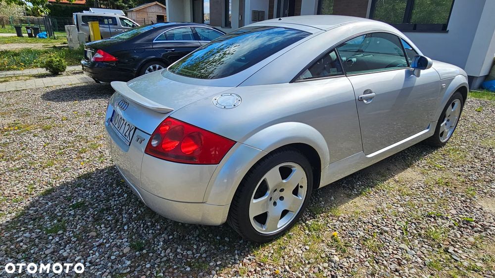 Audi TT Coupé 1.8T - 13
