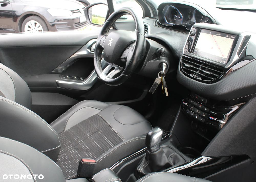 Peugeot 2008 PureTech 110 Stop&Start Allure - 18
