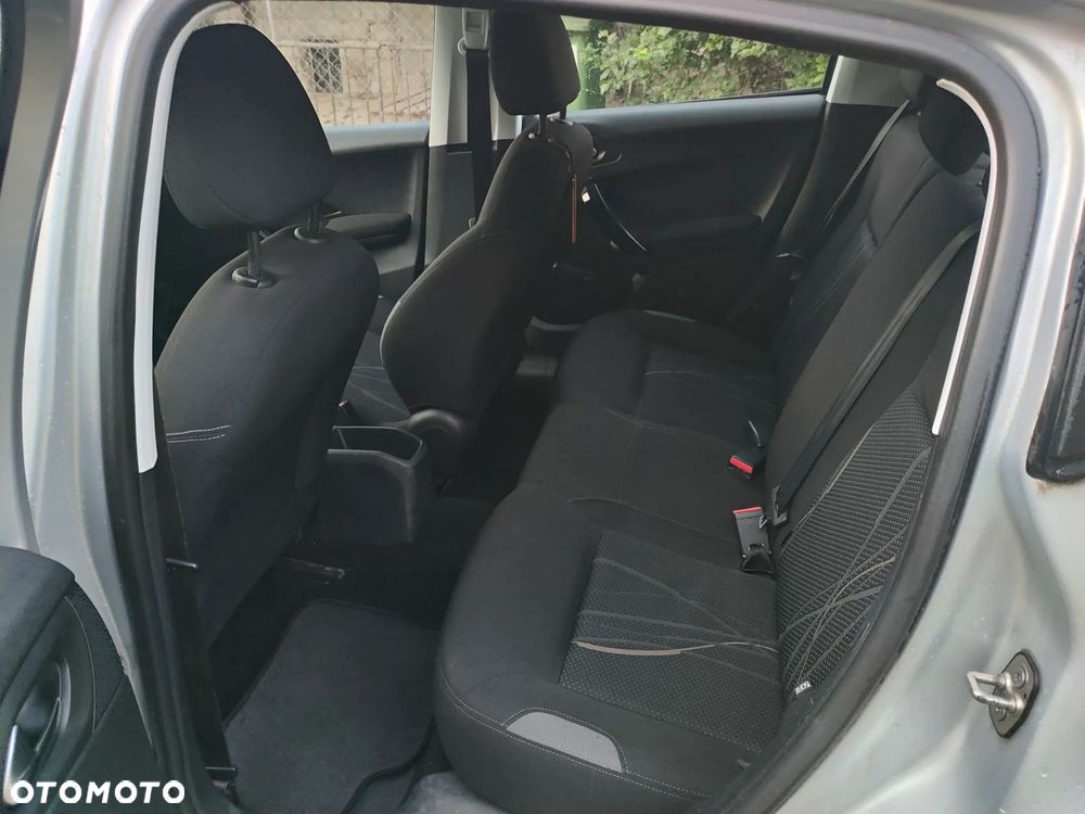 Peugeot 208 1.4 HDi Active - 6