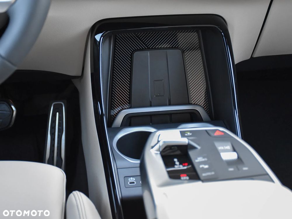 BMW X2 sDrive18d - 27